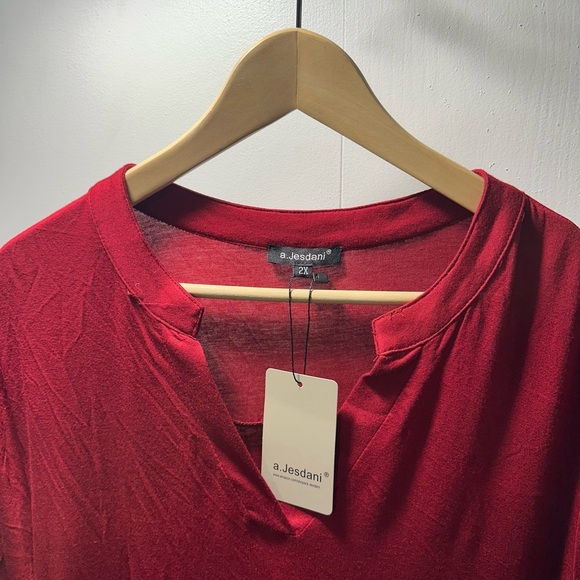 A. Jesdani Red Asymmetrical Tunic with Relaxed Fit NWT Ladies Comfort Blouse 2X - Picture 4 of 11